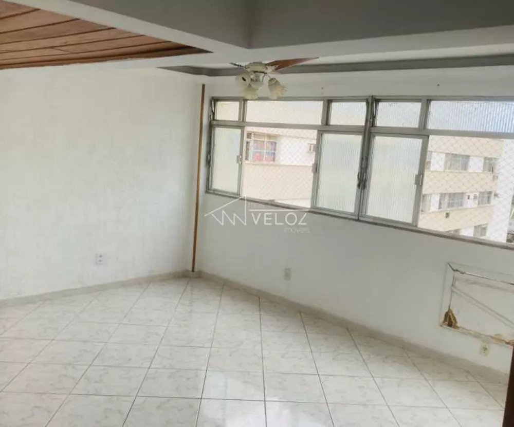 Apartamento à venda com 3 quartos, 68m² - Foto 3