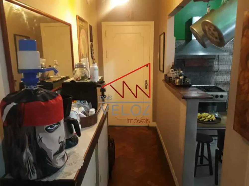 Apartamento à venda com 2 quartos, 75m² - Foto 4