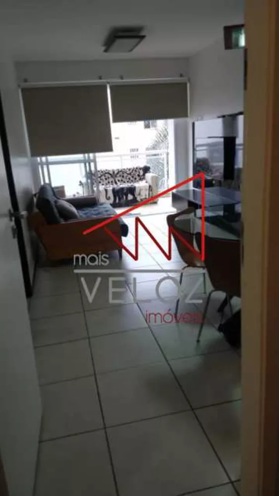 Apartamento à venda com 3 quartos, 100m² - Foto 2