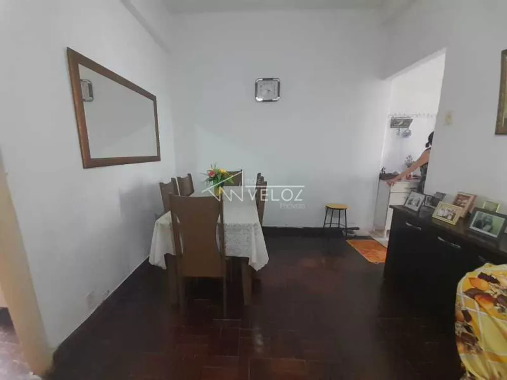 Apartamento à venda com 2 quartos, 58m² - Foto 4