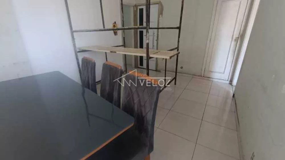 Apartamento à venda com 3 quartos, 54m² - Foto 2