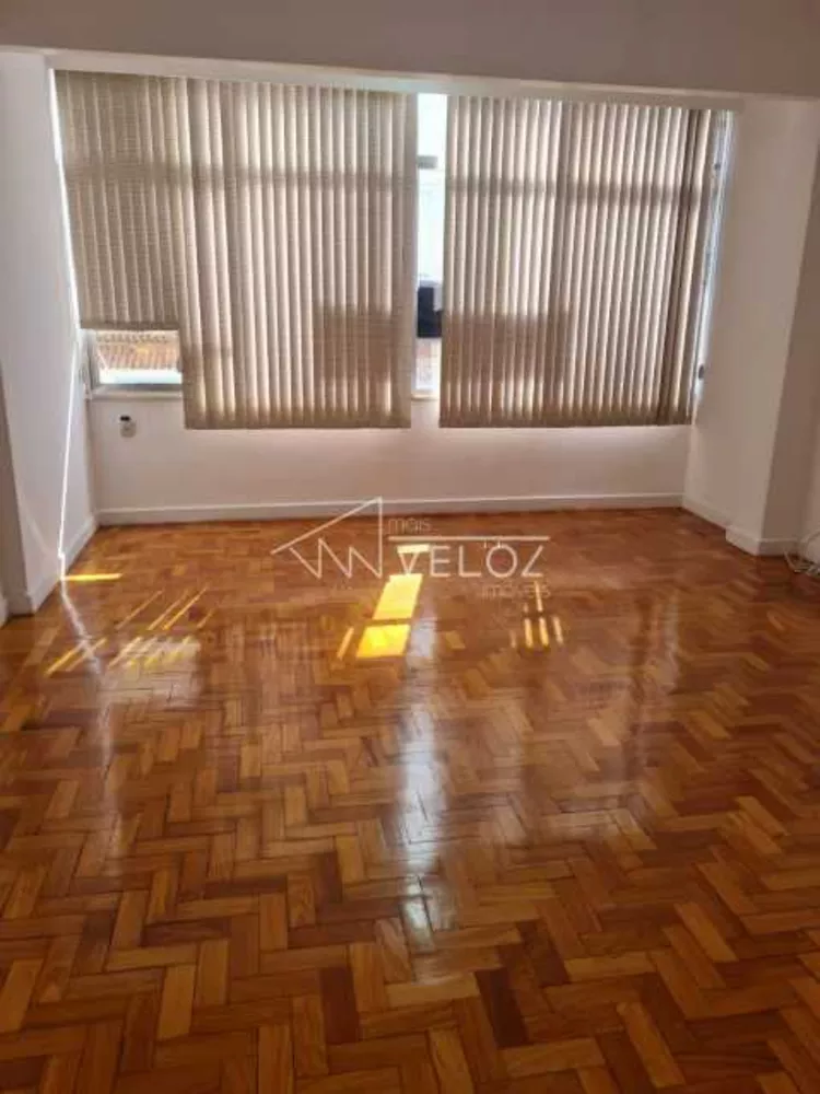 Apartamento à venda com 2 quartos, 81m² - Foto 1