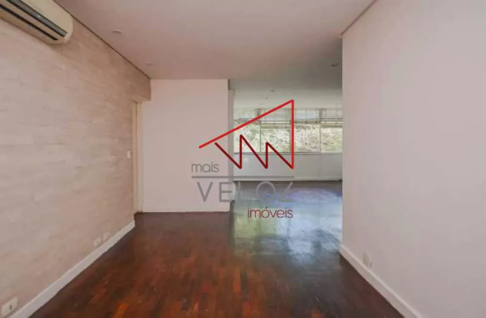 Apartamento à venda com 3 quartos, 130m² - Foto 2