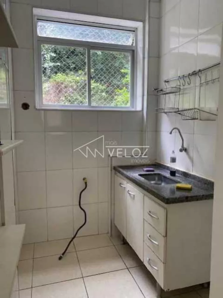 Apartamento à venda com 1 quarto, 42m² - Foto 4