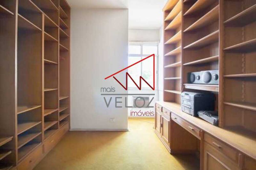 Apartamento à venda com 3 quartos, 233m² - Foto 6