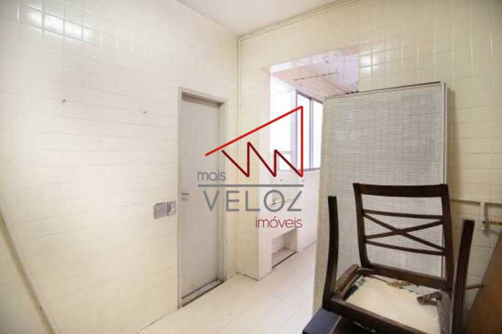 Apartamento à venda com 3 quartos, 233m² - Foto 12