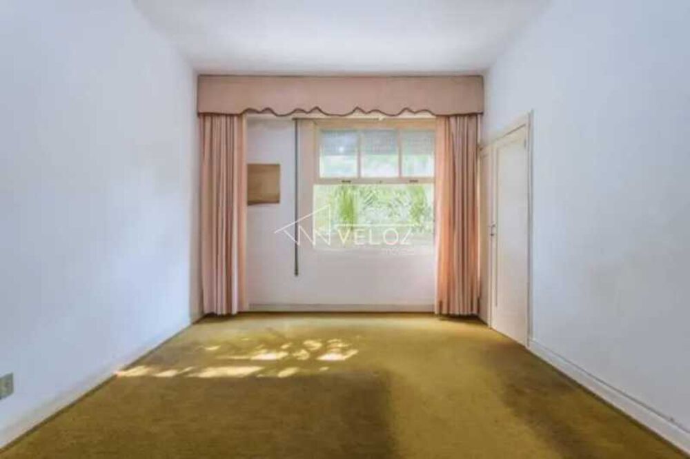Apartamento à venda com 3 quartos, 166m² - Foto 3