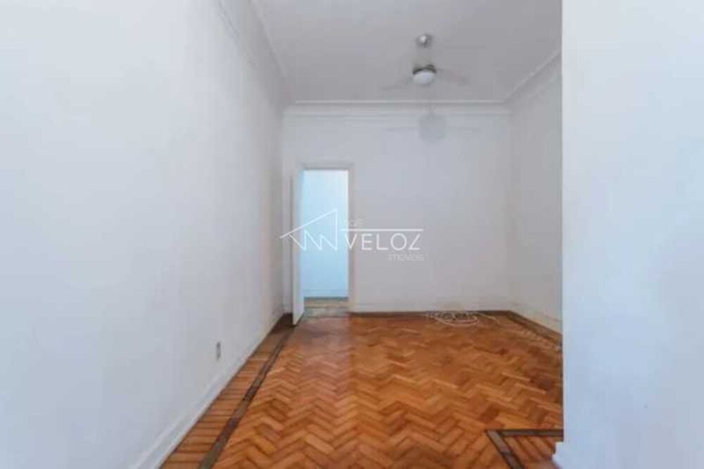 Apartamento à venda com 3 quartos, 166m² - Foto 9