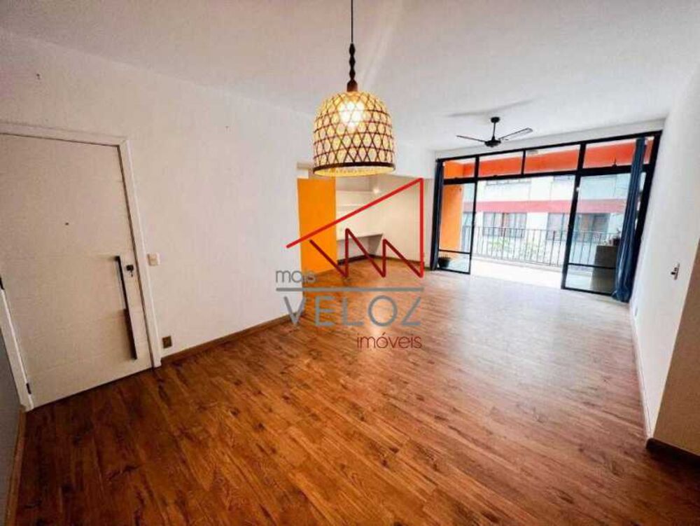 Apartamento à venda com 3 quartos, 140m² - Foto 3