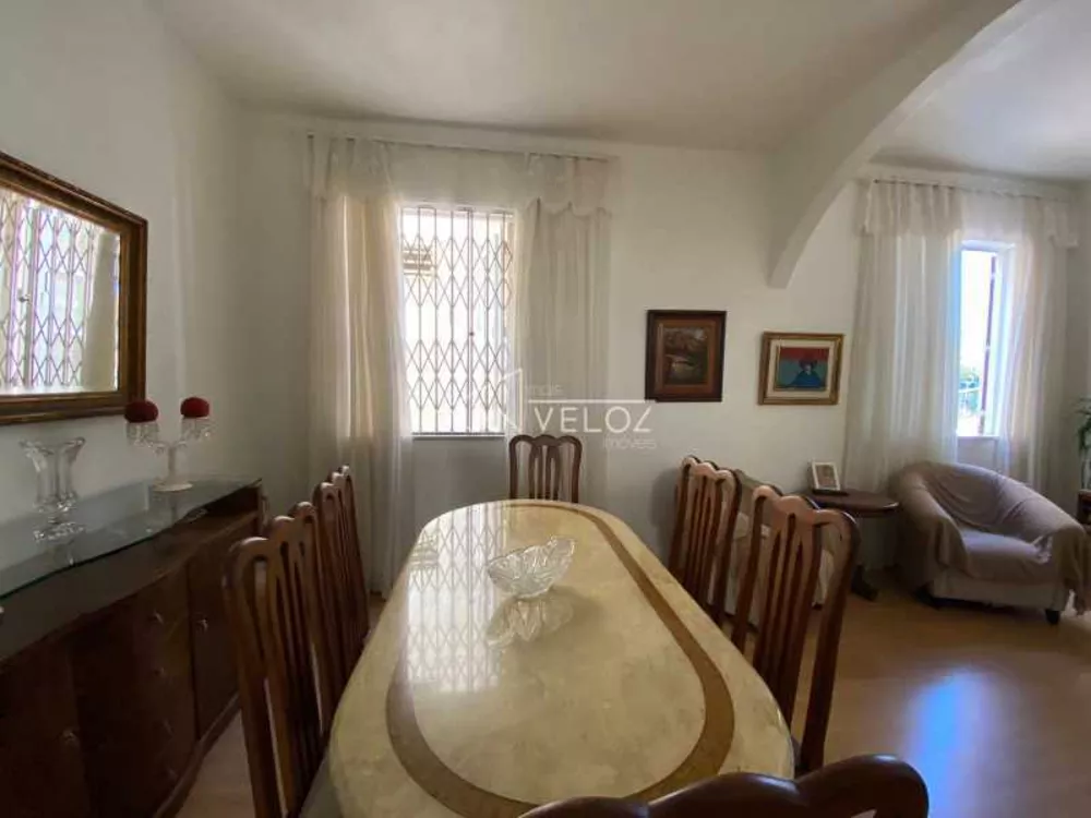 Apartamento à venda com 3 quartos, 78m² - Foto 2