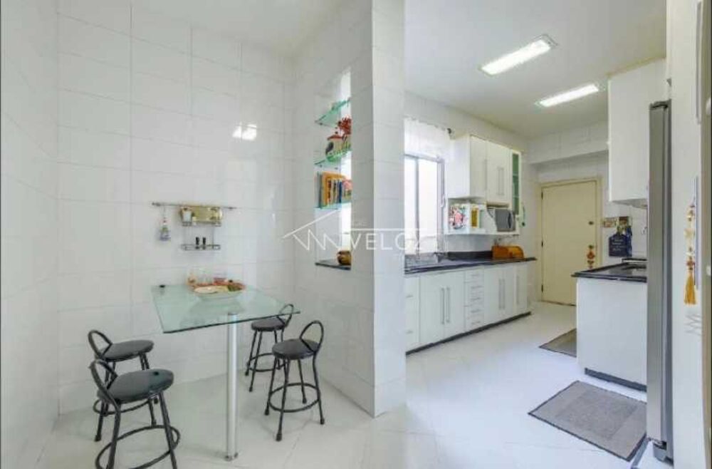 Apartamento à venda com 3 quartos, 450m² - Foto 5