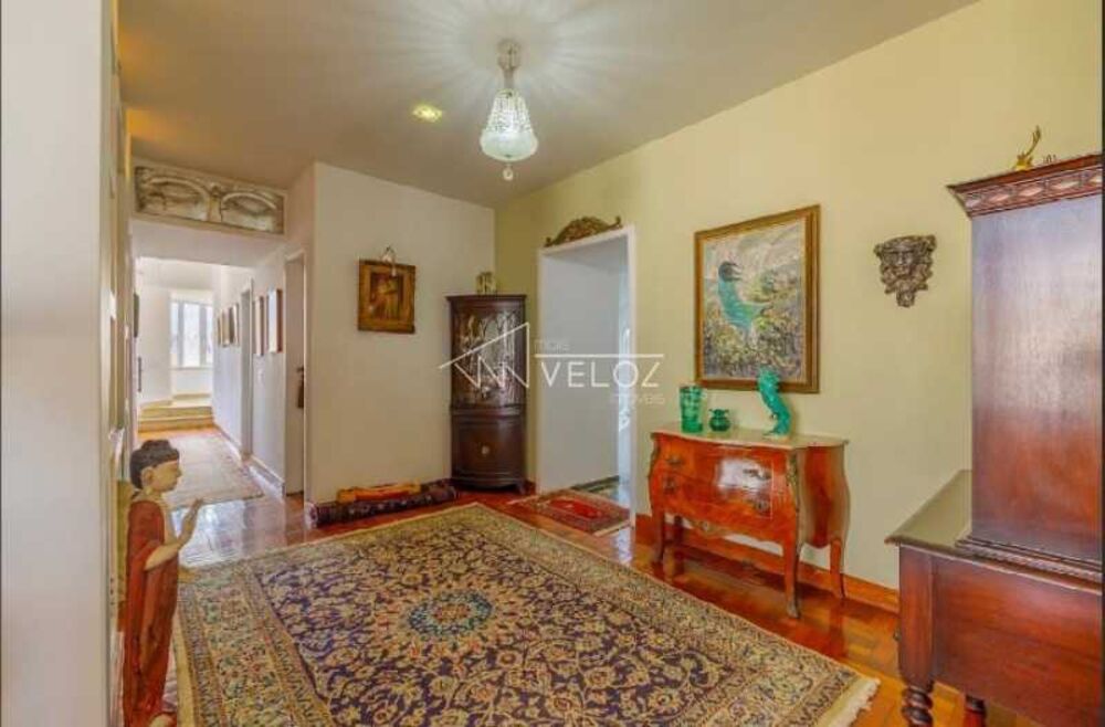 Apartamento à venda com 3 quartos, 450m² - Foto 2