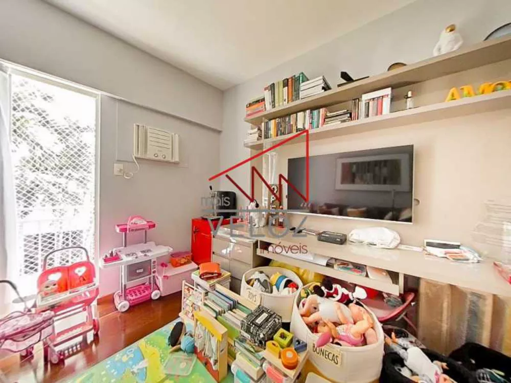 Apartamento à venda com 4 quartos, 175m² - Foto 4