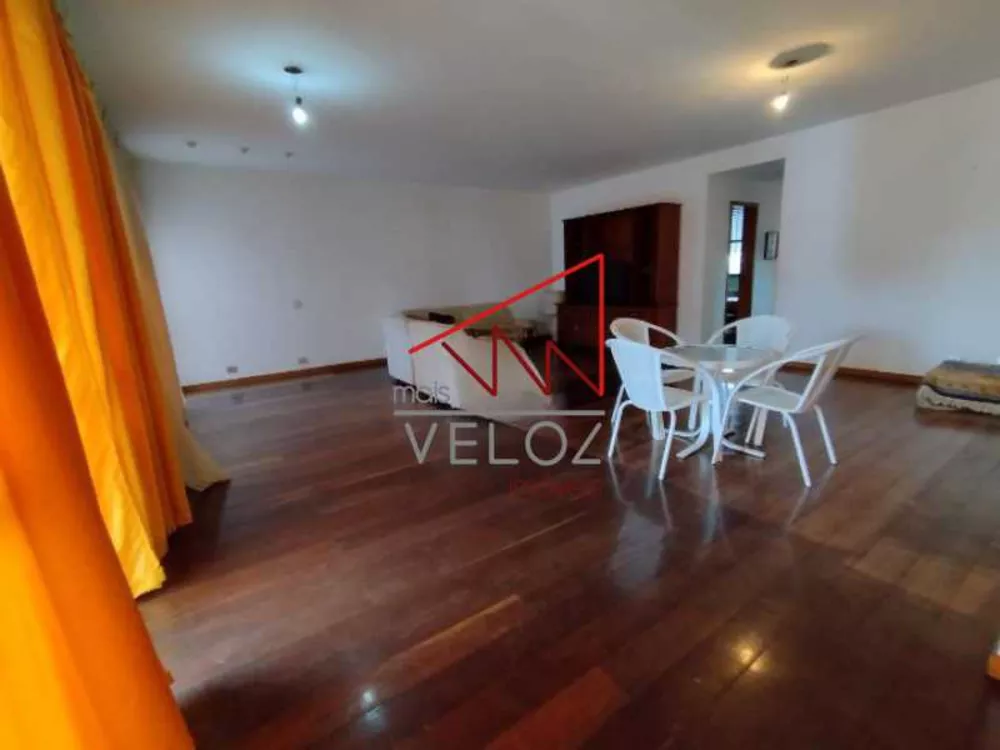 Apartamento à venda com 4 quartos, 227m² - Foto 4