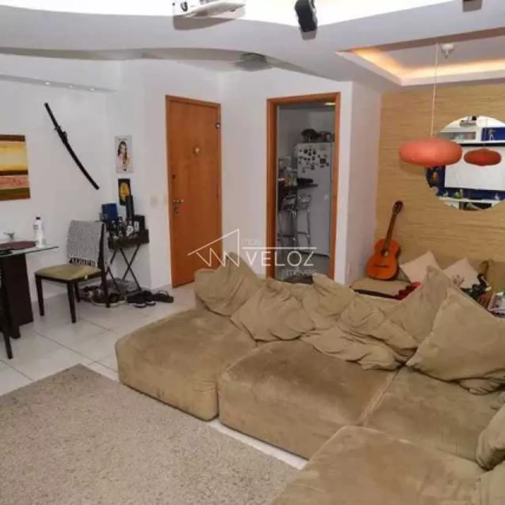 Apartamento à venda com 3 quartos, 83m² - Foto 4