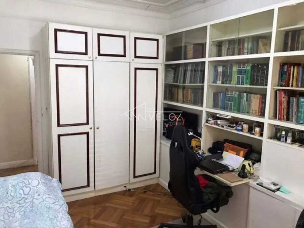 Apartamento à venda com 3 quartos, 180m² - Foto 5