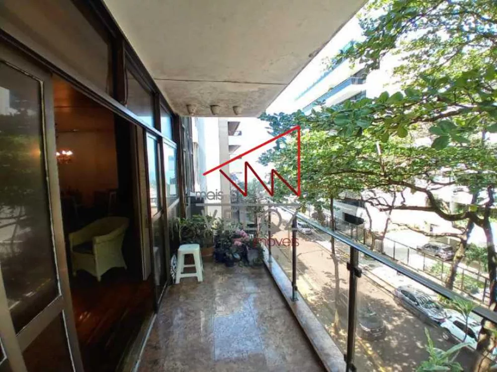 Apartamento à venda com 4 quartos, 170m² - Foto 1