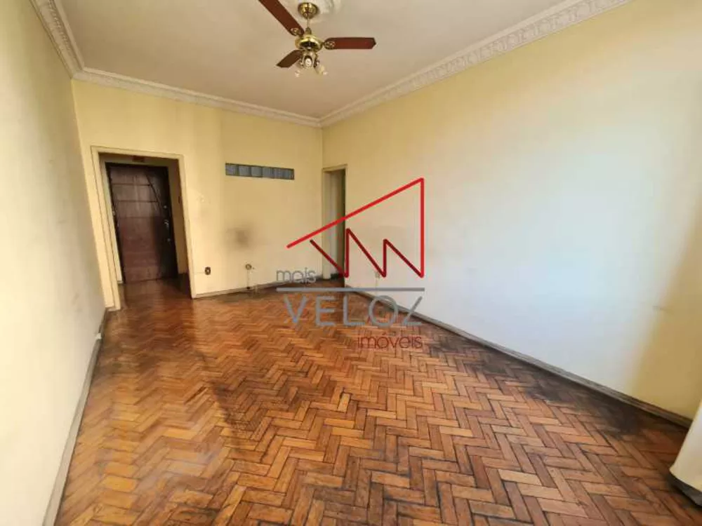 Apartamento à venda com 3 quartos, 113m² - Foto 3