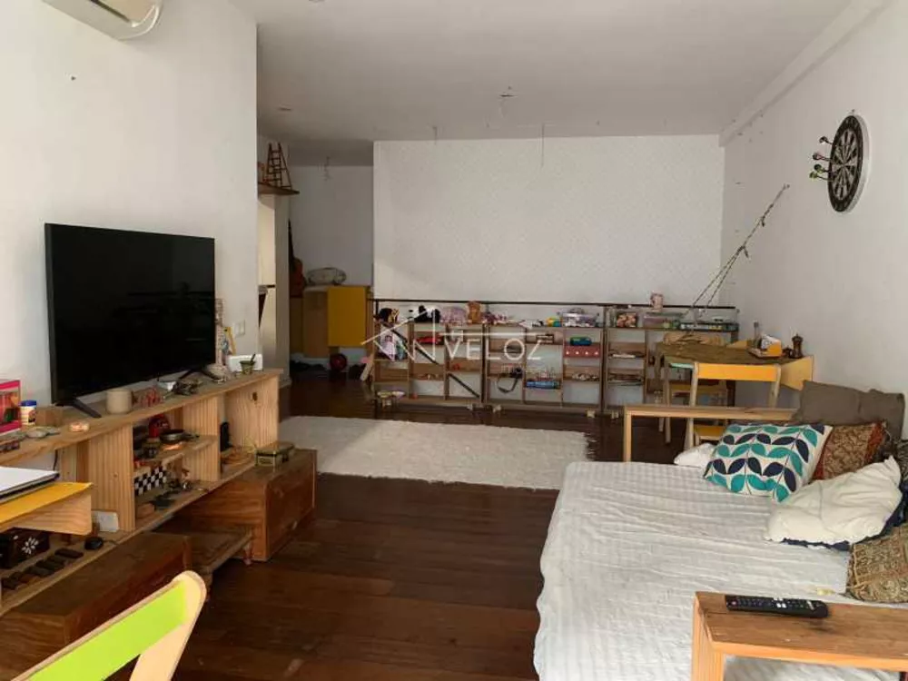 Apartamento à venda com 2 quartos, 108m² - Foto 1