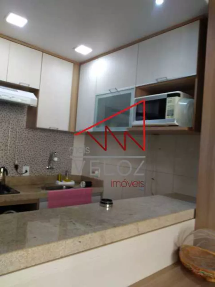 Apartamento à venda com 1 quarto, 50m² - Foto 12