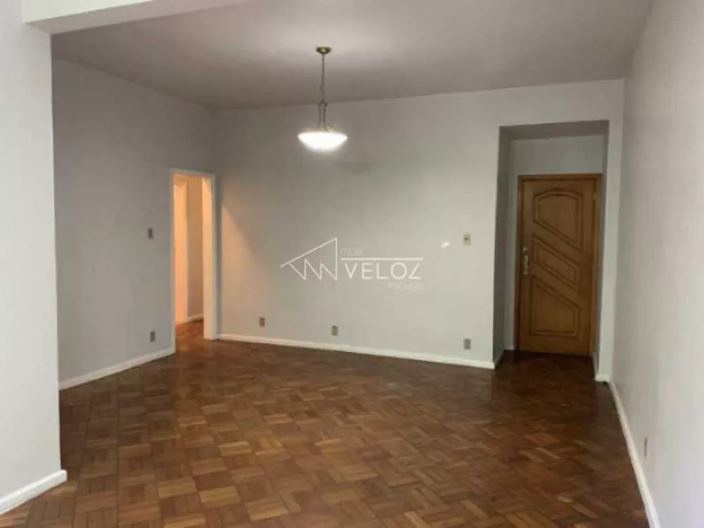 Apartamento à venda com 3 quartos, 118m² - Foto 1