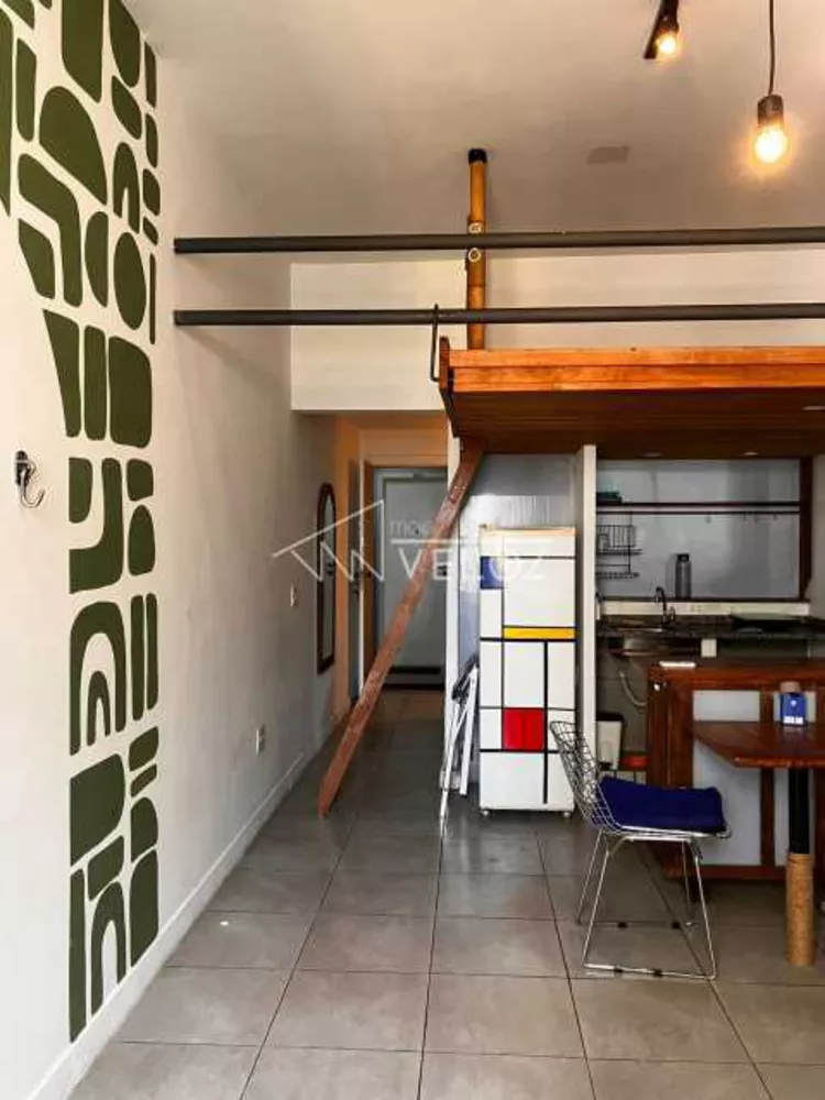 Apartamento à venda com 1 quarto, 33m² - Foto 1