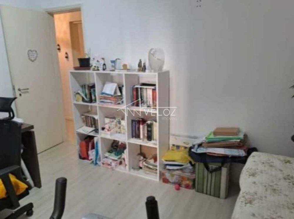Apartamento à venda com 3 quartos, 104m² - Foto 4