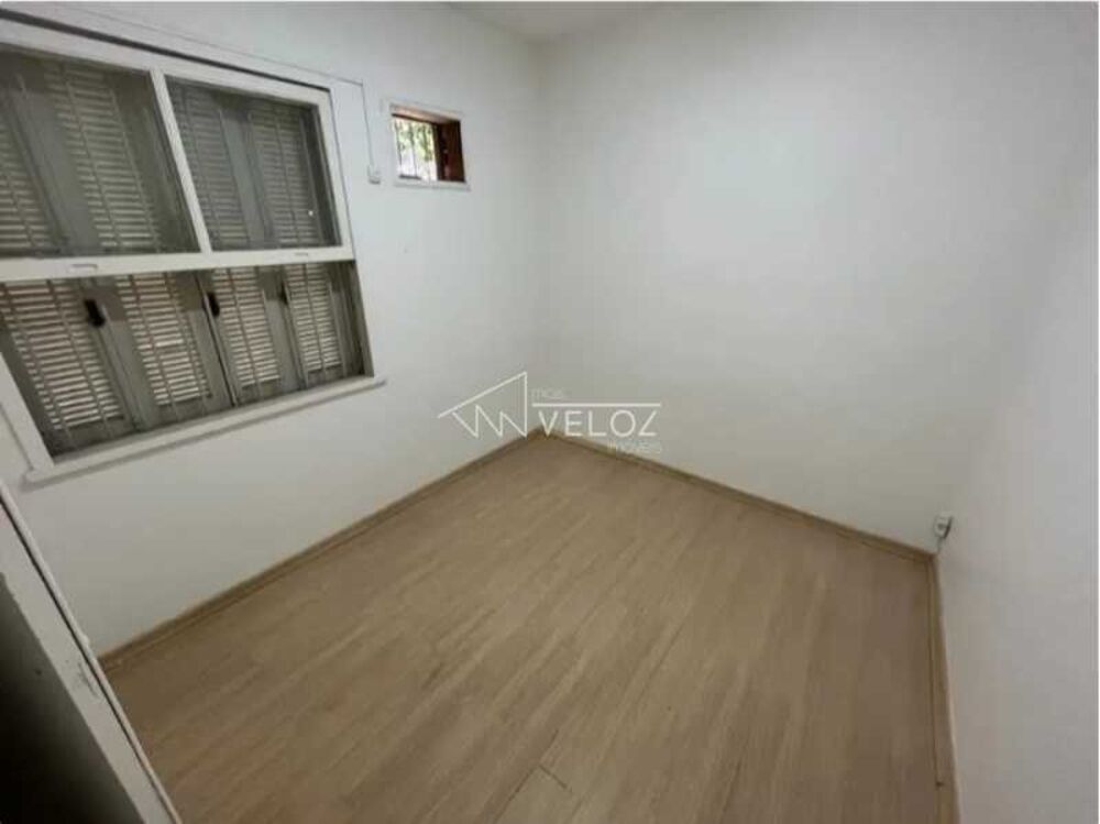 Apartamento à venda com 2 quartos, 59m² - Foto 4