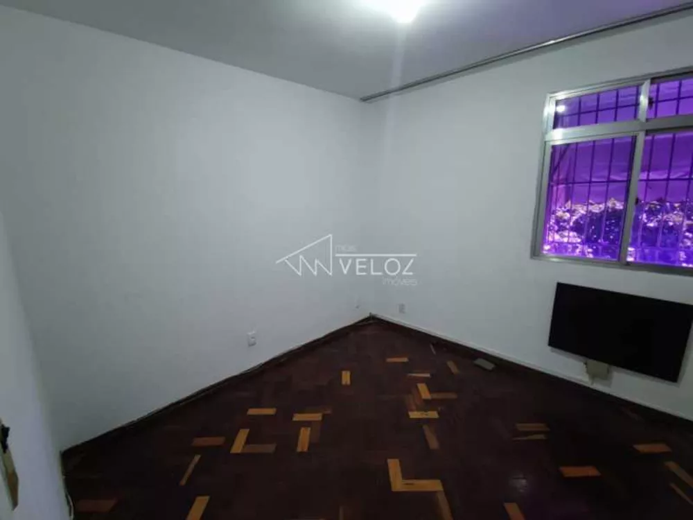 Apartamento à venda com 3 quartos, 66m² - Foto 4