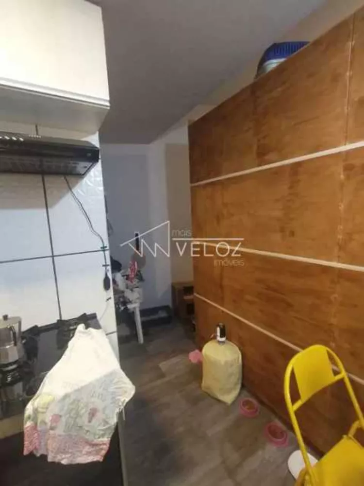 Apartamento à venda com 1 quarto, 32m² - Foto 1