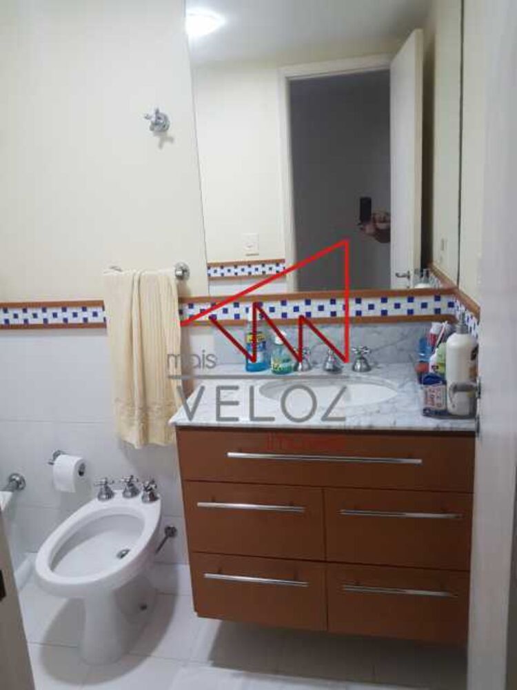 Apartamento à venda com 3 quartos, 230m² - Foto 4