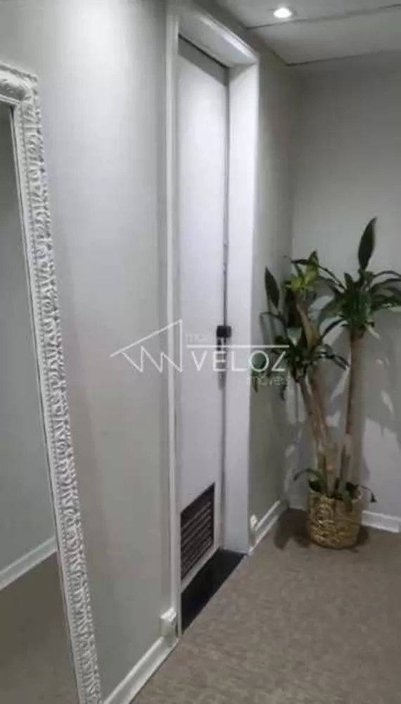 Apartamento à venda com 1 quarto, 42m² - Foto 2