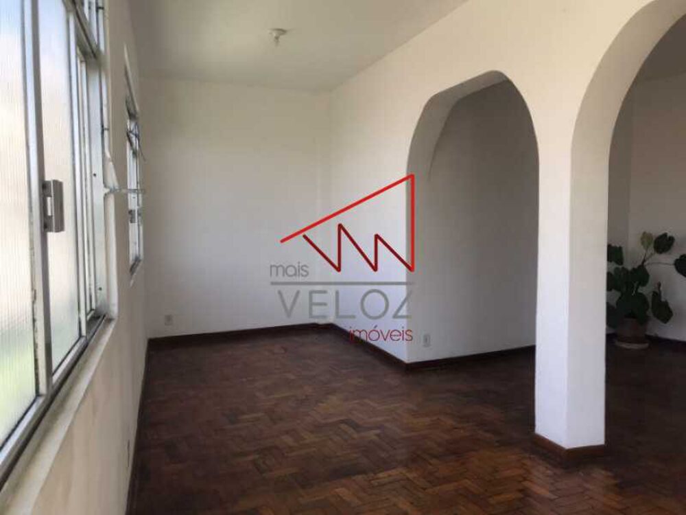 Apartamento à venda com 3 quartos, 161m² - Foto 4