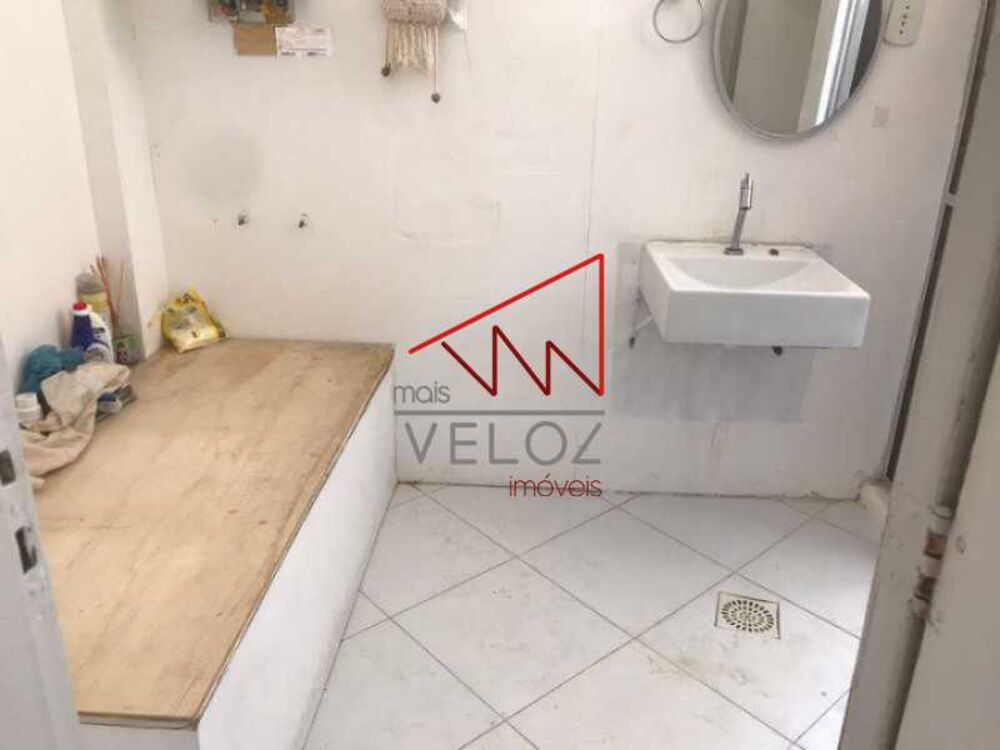 Apartamento à venda com 3 quartos, 161m² - Foto 11