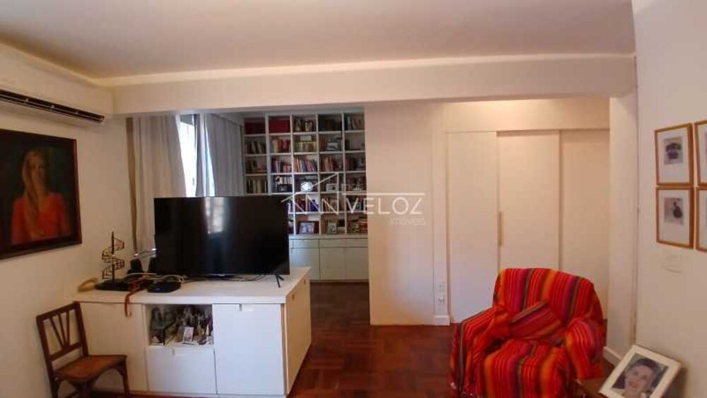 Apartamento à venda com 3 quartos, 160m² - Foto 7