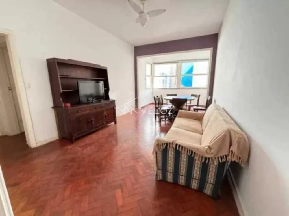 Apartamento à venda com 1 quarto, 61m² - Foto 1