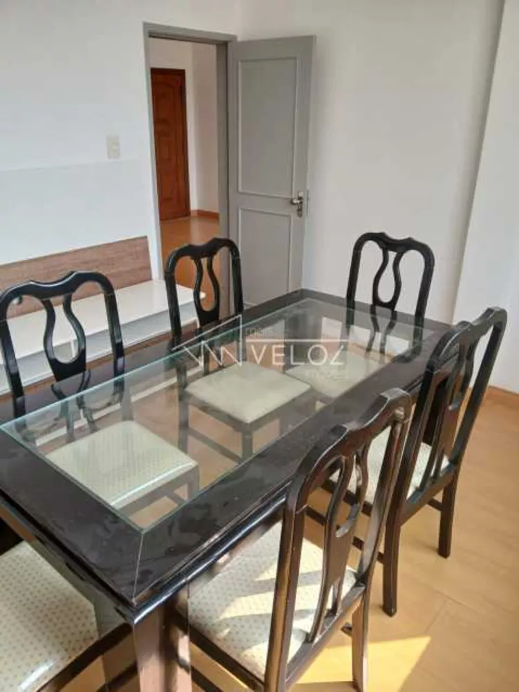 Apartamento à venda com 3 quartos, 100m² - Foto 2