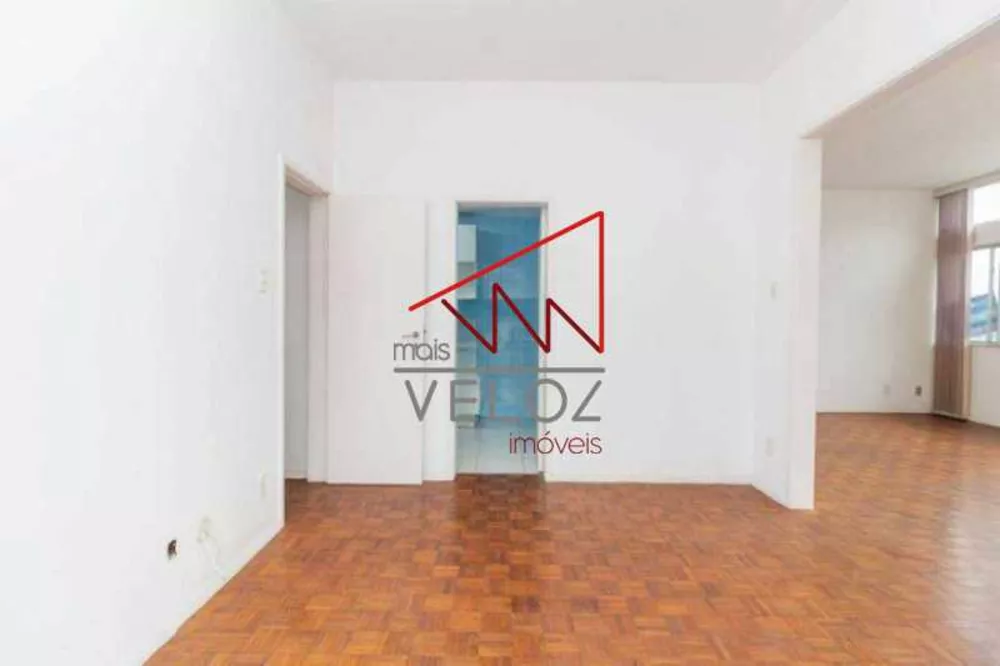 Apartamento à venda com 4 quartos, 131m² - Foto 4