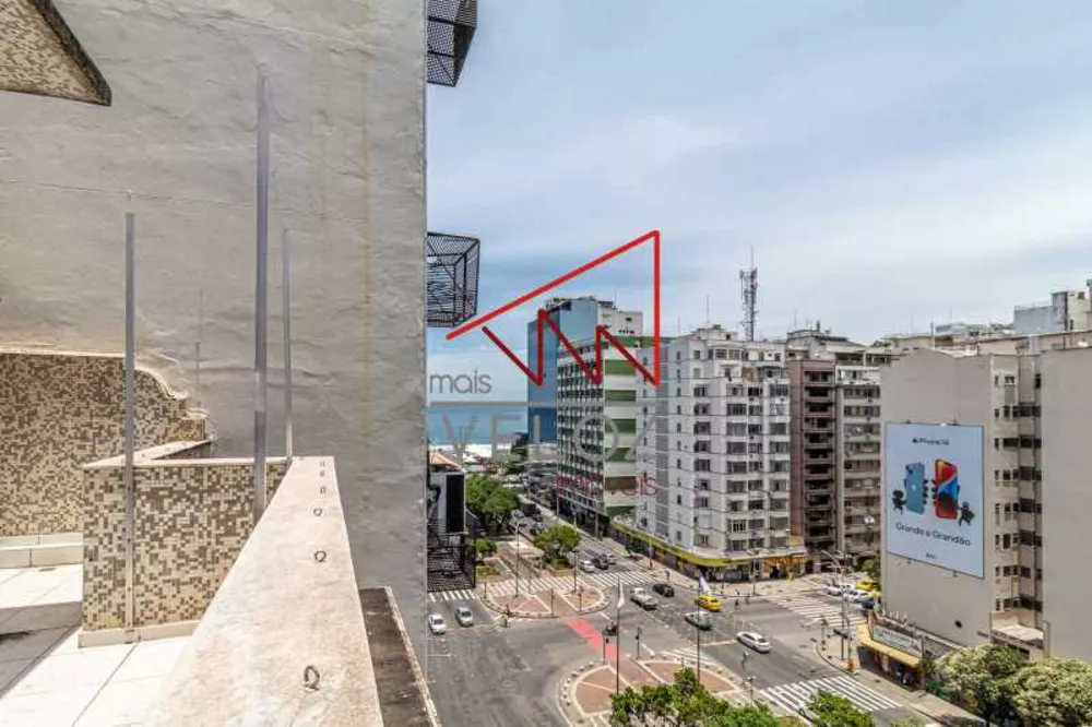 Apartamento à venda com 3 quartos, 133m² - Foto 1