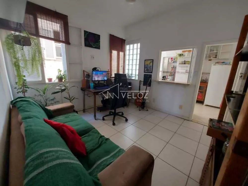 Apartamento à venda com 1 quarto, 39m² - Foto 1