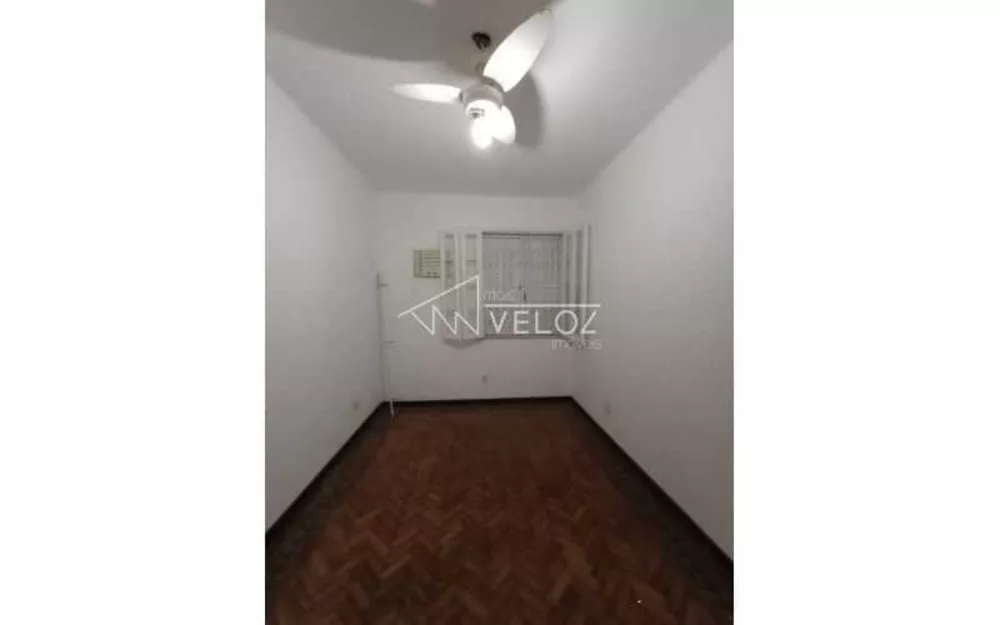 Apartamento à venda com 3 quartos, 87m² - Foto 4