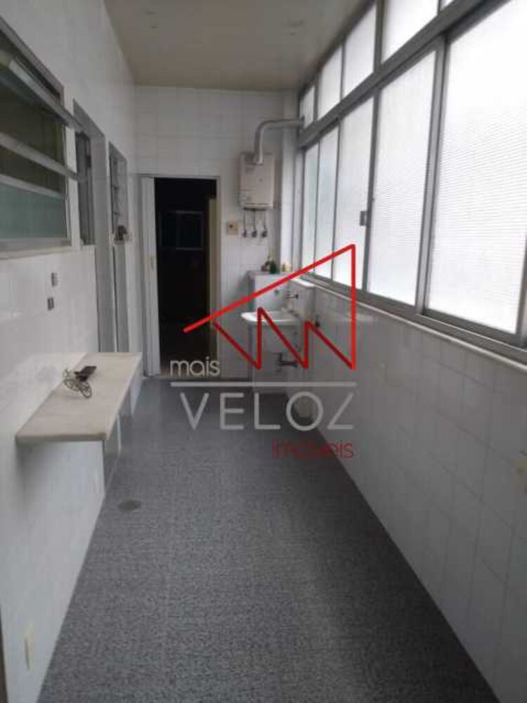Apartamento à venda com 3 quartos, 270m² - Foto 4