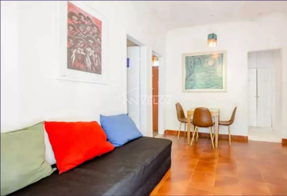 Casa de Vila à venda com 2 quartos, 93m² - Foto 1