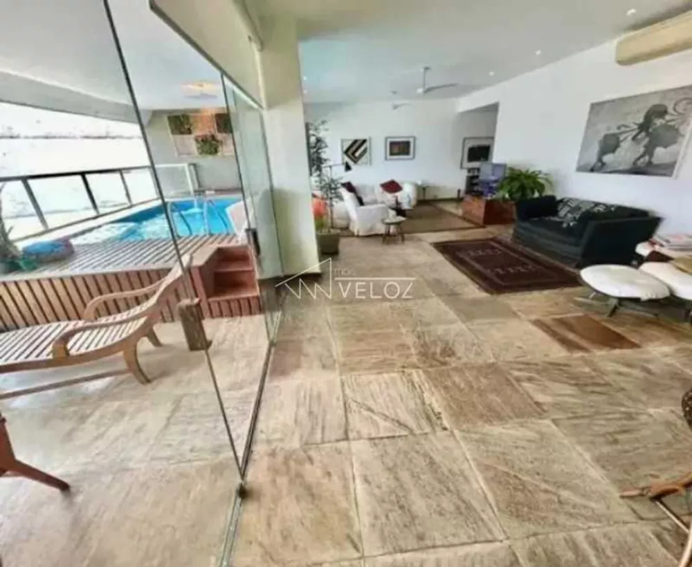 Cobertura, 3 quartos, 240 m² - Foto 3