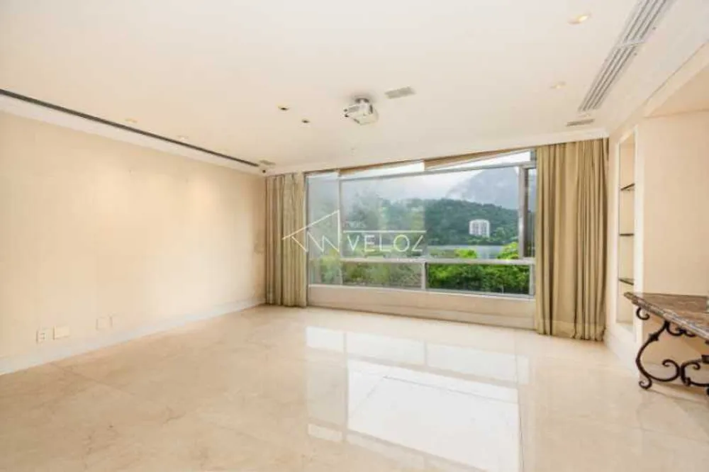 Apartamento, 3 quartos, 177 m² - Foto 2