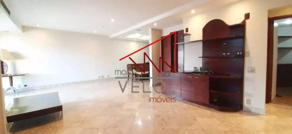 Apartamento à venda com 4 quartos, 170m² - Foto 2