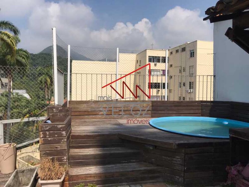 Cobertura à venda com 4 quartos, 207m² - Foto 1