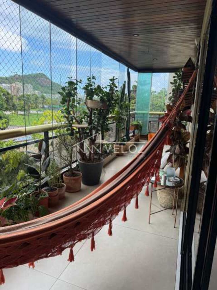 Apartamento à venda com 3 quartos, 114m² - Foto 4