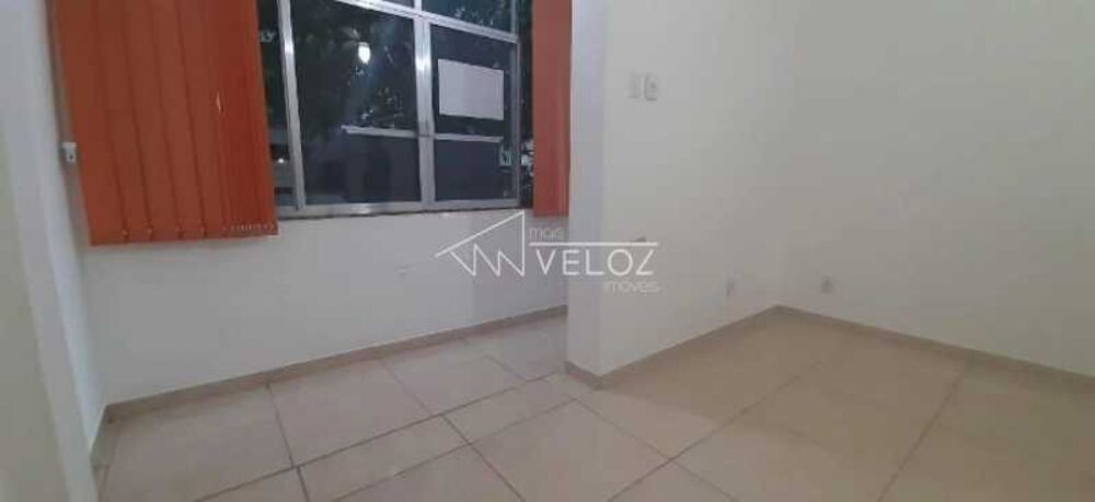Apartamento à venda com 1 quarto, 35m² - Foto 2