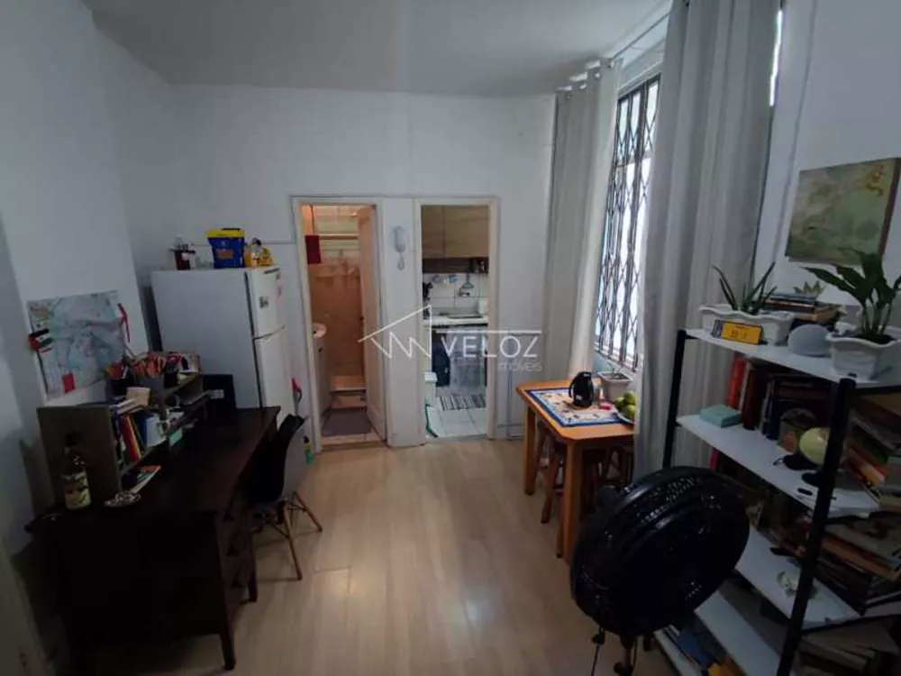 Apartamento à venda com 1 quarto, 25m² - Foto 1